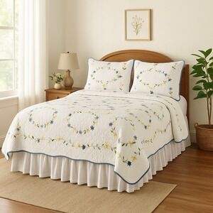 Embroidered White Floral FULL DOUBLE Coverlet + 2 Shams Retro Cottagecore Granny